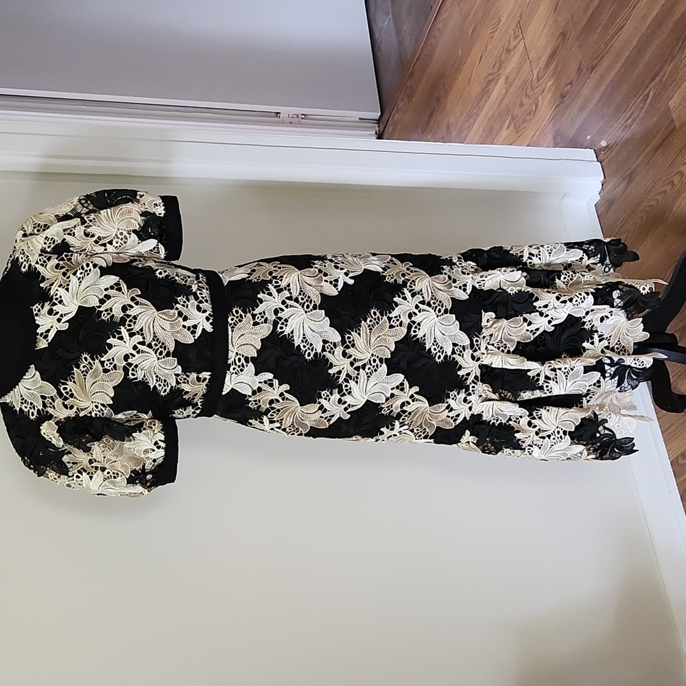 New no tags Antonio Melani Tessa dress size 0